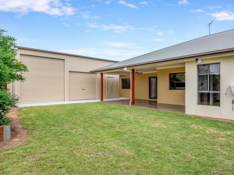 5 Lookout Place, Rosenthal Heights QLD 4370