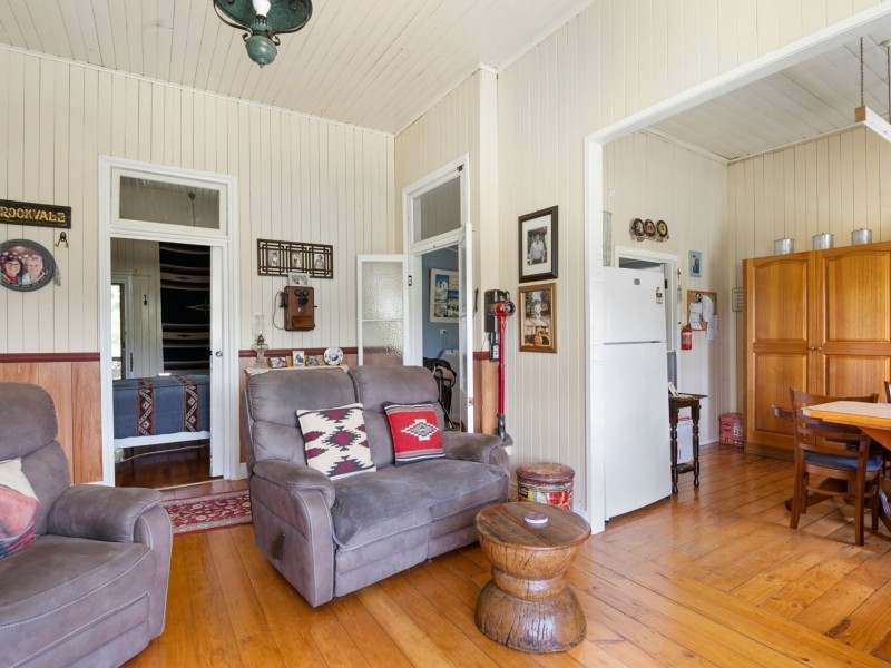 261 Washbourne Road, Emu Vale QLD 4371