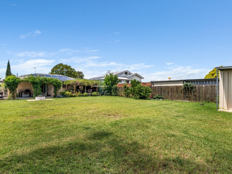 37 Lyons Street, Warwick QLD 4370