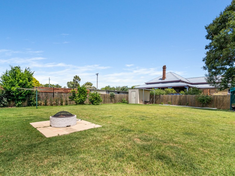 37 Lyons Street, Warwick QLD 4370