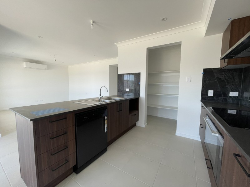 15 Pera Crescent, Warwick QLD 4370