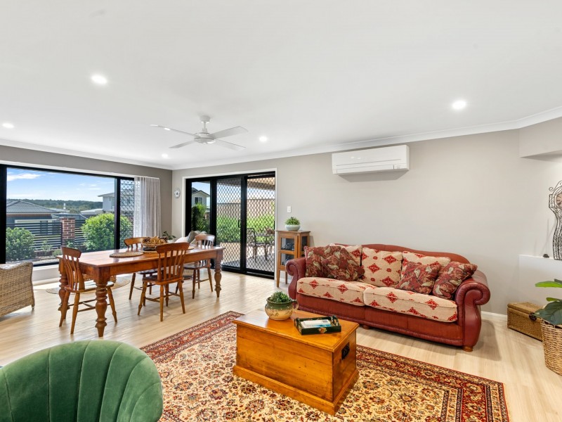 47 Doncaster Drive, Rosenthal Heights QLD 4370