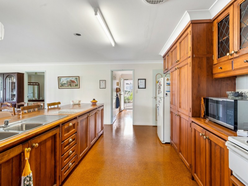 21 Fairway Drive, Warwick QLD 4370