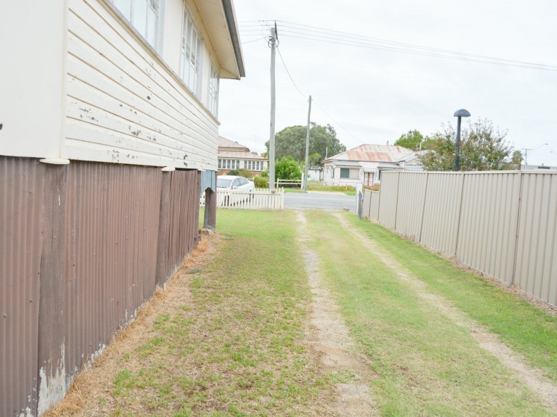 156 Palmerin Street, Warwick QLD 4370