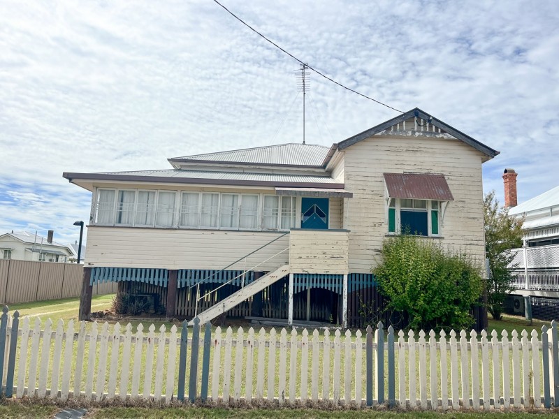 156 Palmerin Street, Warwick QLD 4370