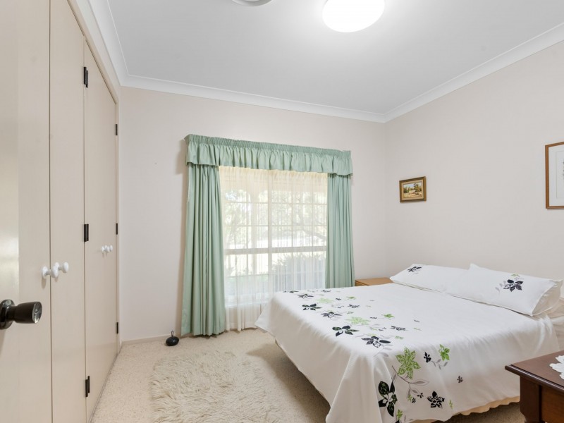4 Daniel Drive, Warwick QLD 4370