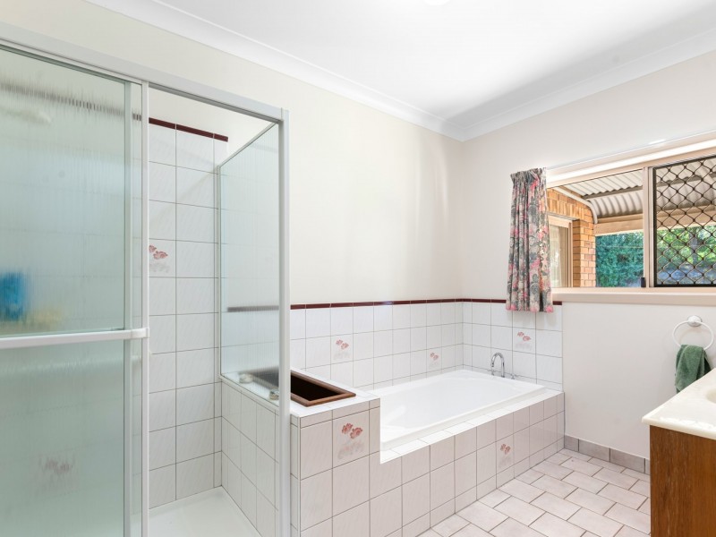 4 Daniel Drive, Warwick QLD 4370