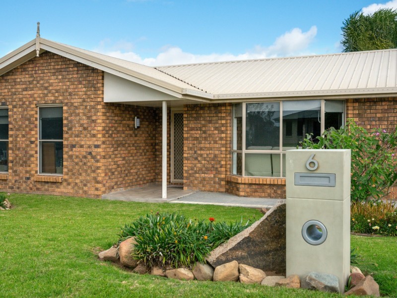 6 Rafferty Avenue, Warwick QLD 4370