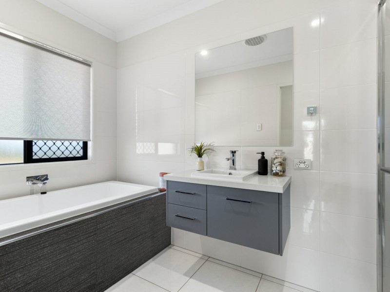 27 Amarina Avenue, Sladevale QLD 4370