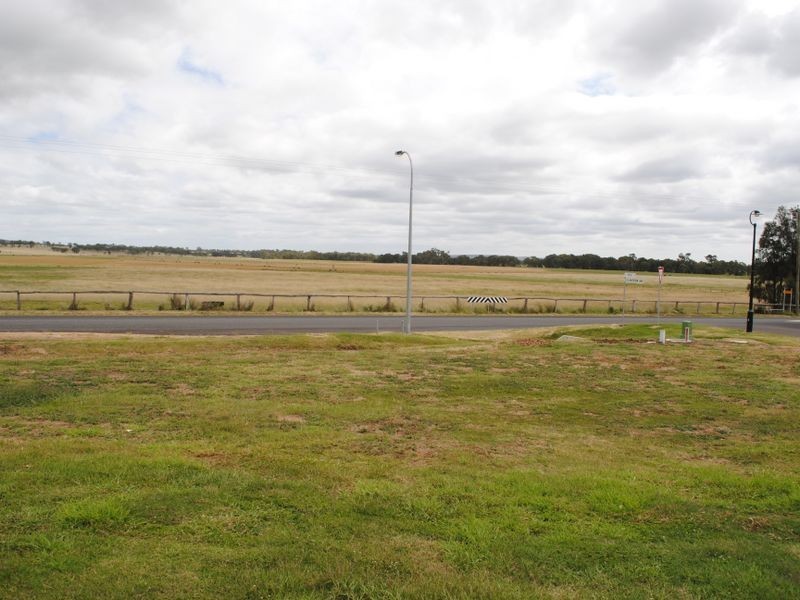 Lot 3 Lakeview Avenue Griffith Estate, Rosenthal Heights QLD 4370