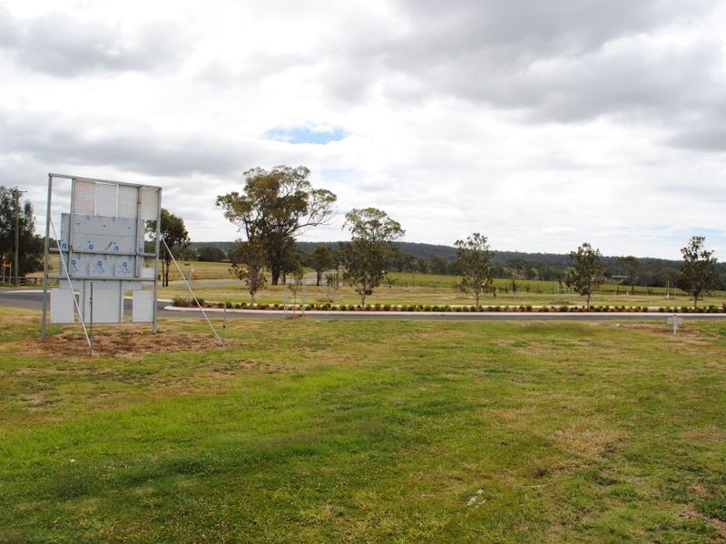 Lot 3 Lakeview Avenue Griffith Estate, Rosenthal Heights QLD 4370