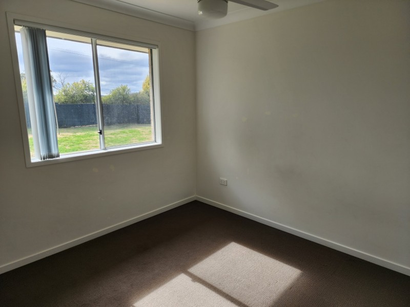 76 Maynes Street, Rosenthal Heights QLD 4370