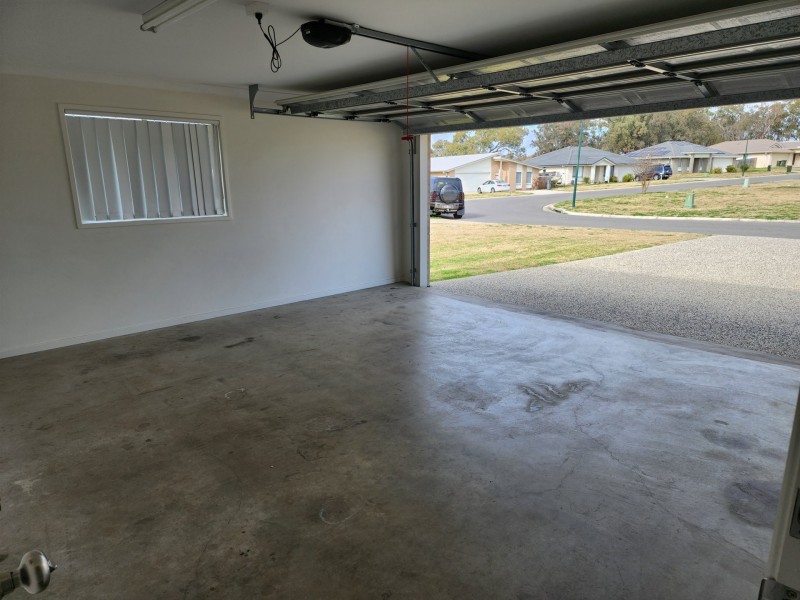 76 Maynes Street, Rosenthal Heights QLD 4370