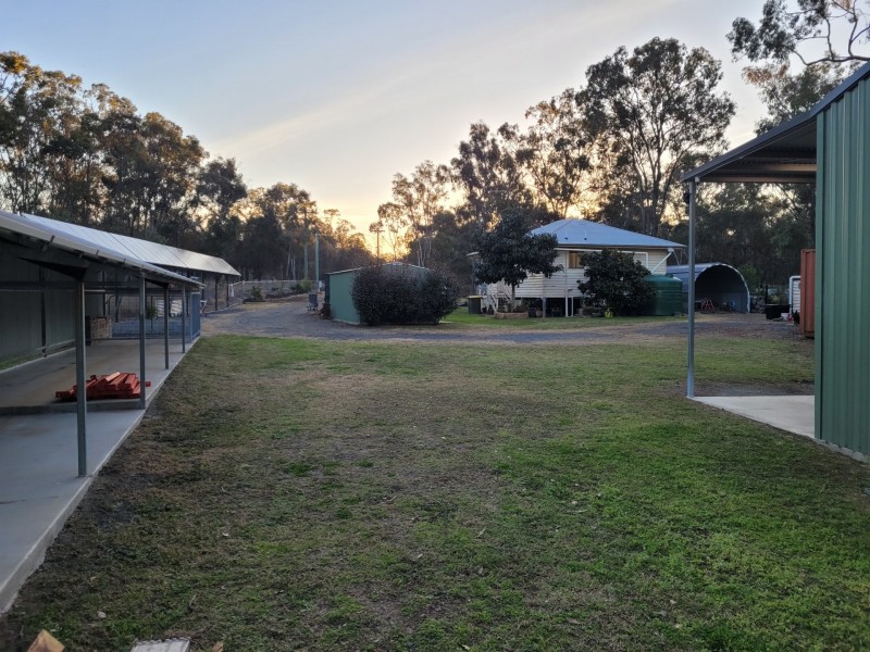 41 Lester Street, Pratten QLD 4370