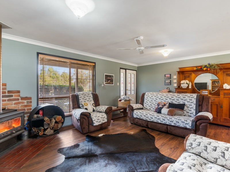43 Caulley Lane, The Summit QLD 4377