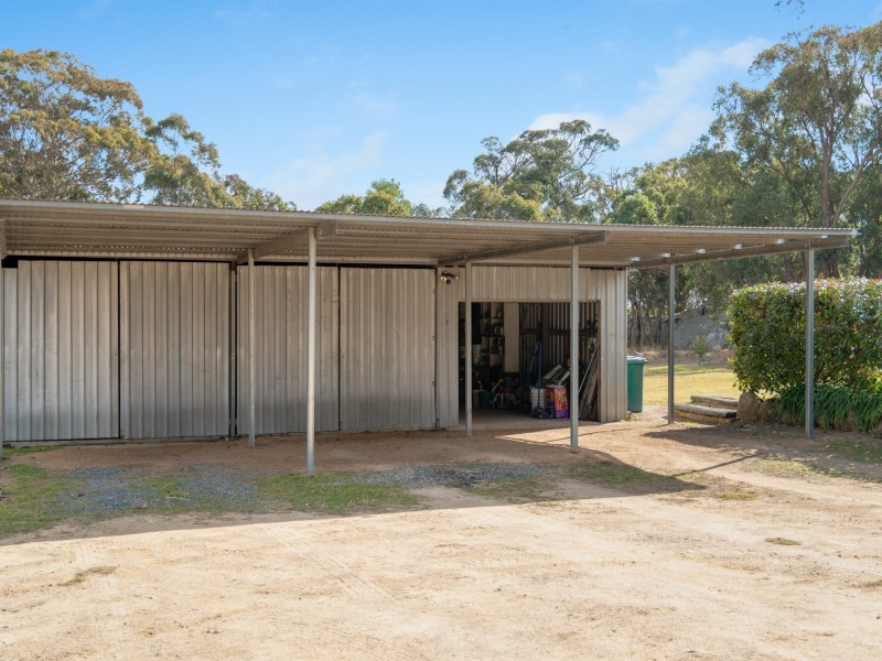 43 Caulley Lane, The Summit QLD 4377