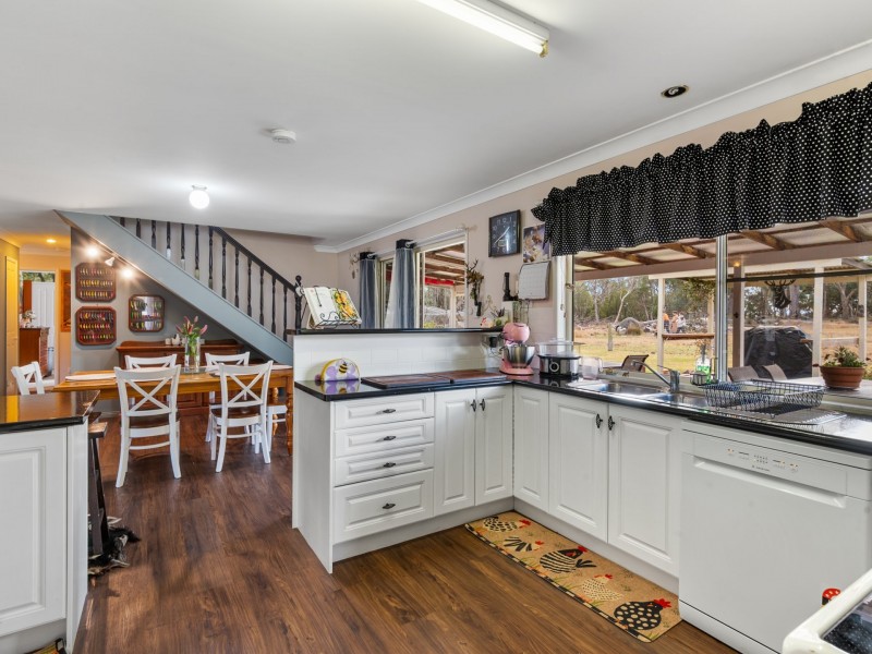 43 Caulley Lane, The Summit QLD 4377