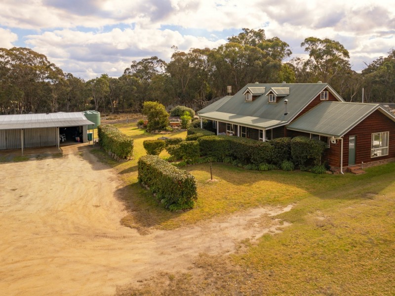 43 Caulley Lane, The Summit QLD 4377