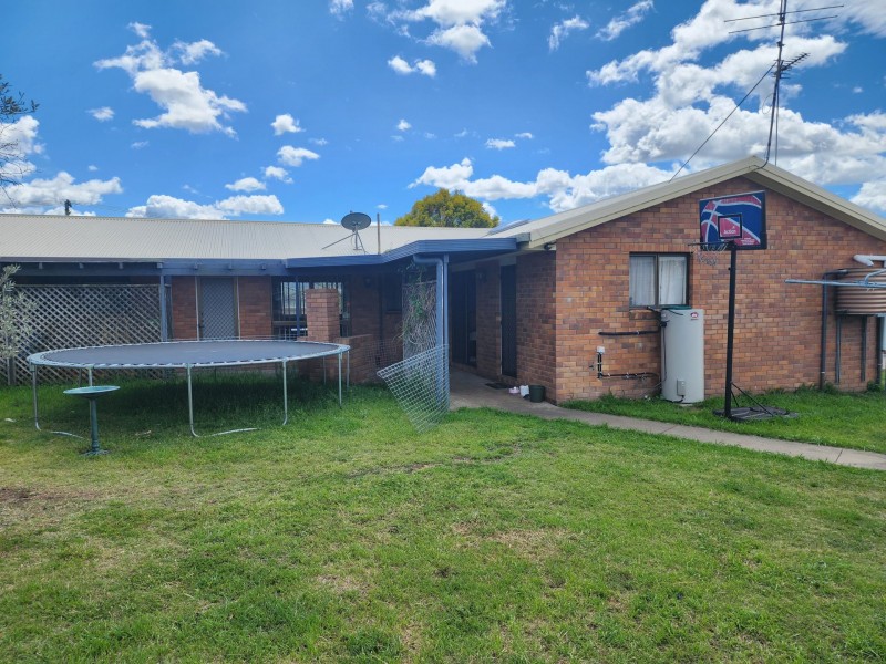 51 Fairway Drive, Warwick QLD 4370