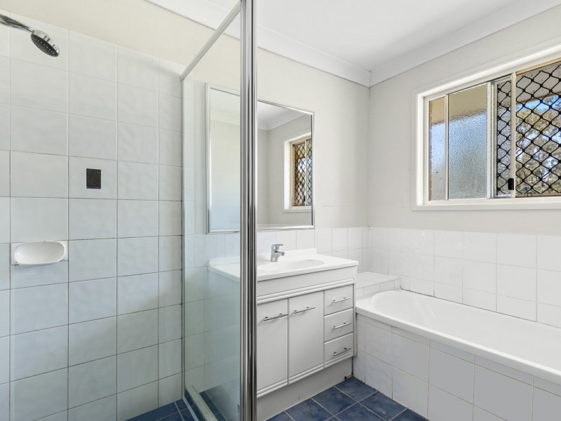 78 Quigleys Road, Deuchar QLD 4362