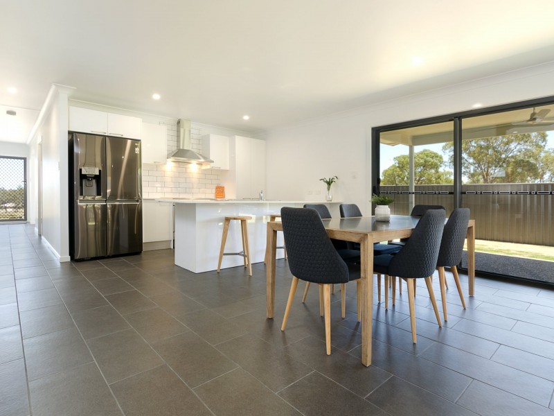 28 Pera Crescent, Warwick QLD 4370