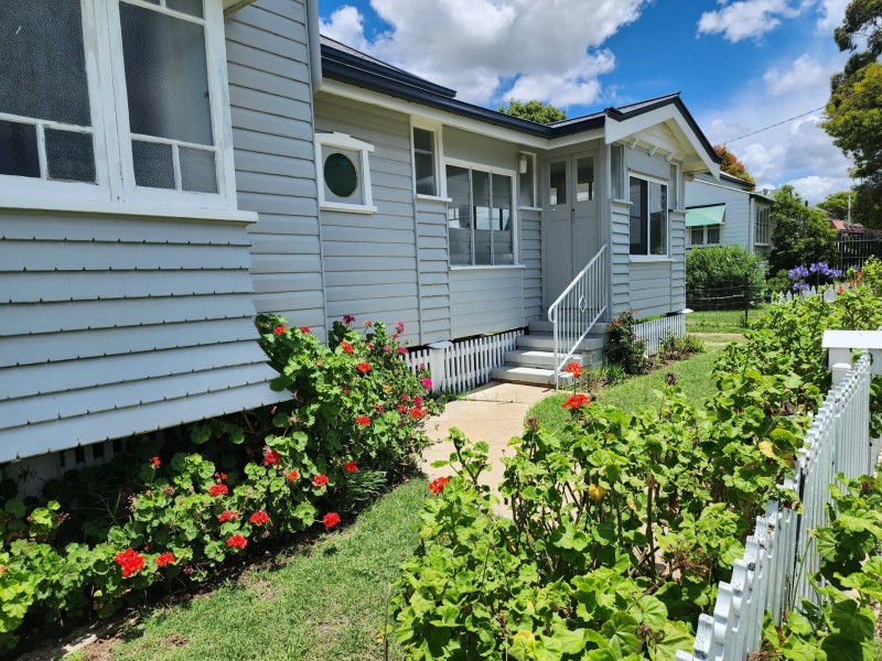 28 Pratten Street, Warwick QLD 4370