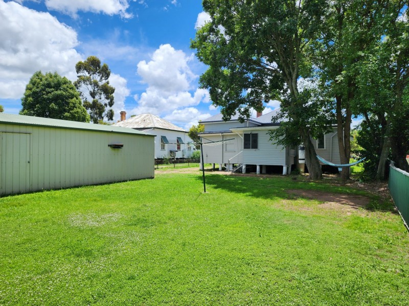 28 Pratten Street, Warwick QLD 4370