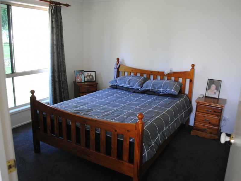 18 Rodeo Drive, Warwick QLD 4370