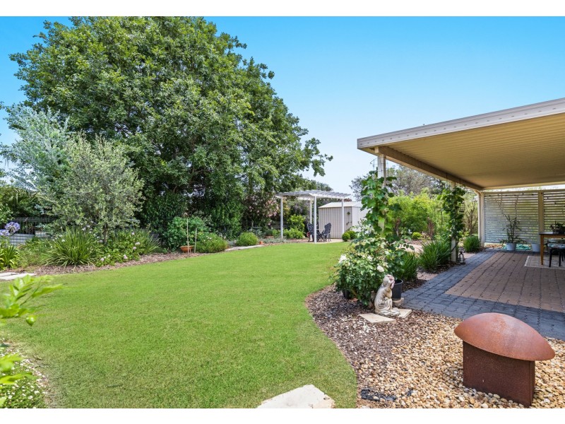 20 Fairway Drive, Warwick QLD 4370