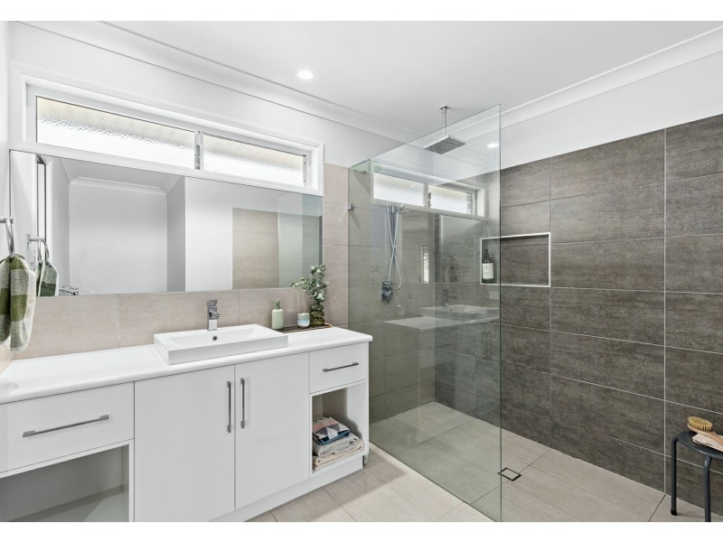 66-68 Mt Tabor Road, Sladevale QLD 4370
