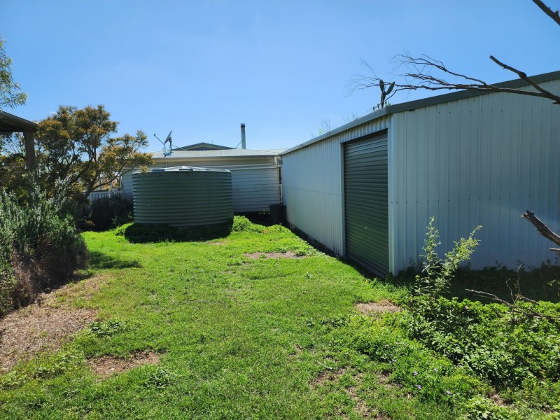2316 Leyburn Cunningham Road, Pratten QLD 4370