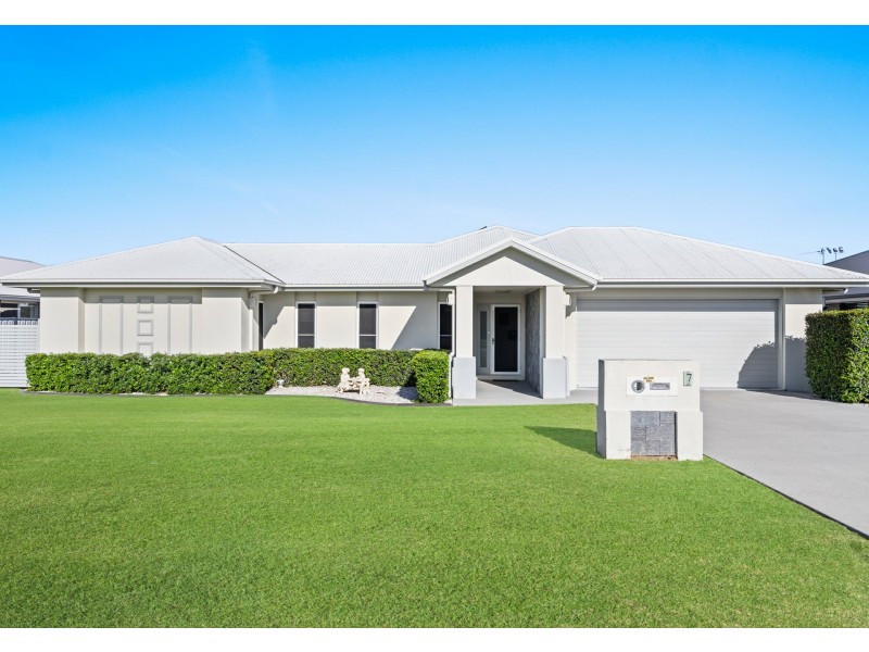 7 Ridgeview Road, Warwick QLD 4370