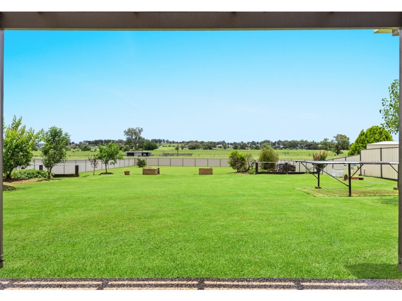 13 Hans Borgar Court, Warwick QLD 4370