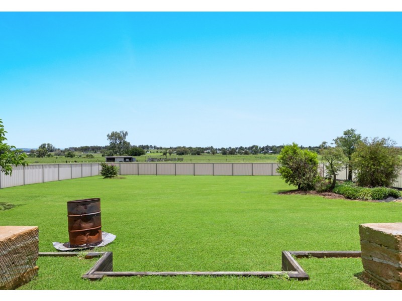 13 Hans Borgar Court, Warwick QLD 4370