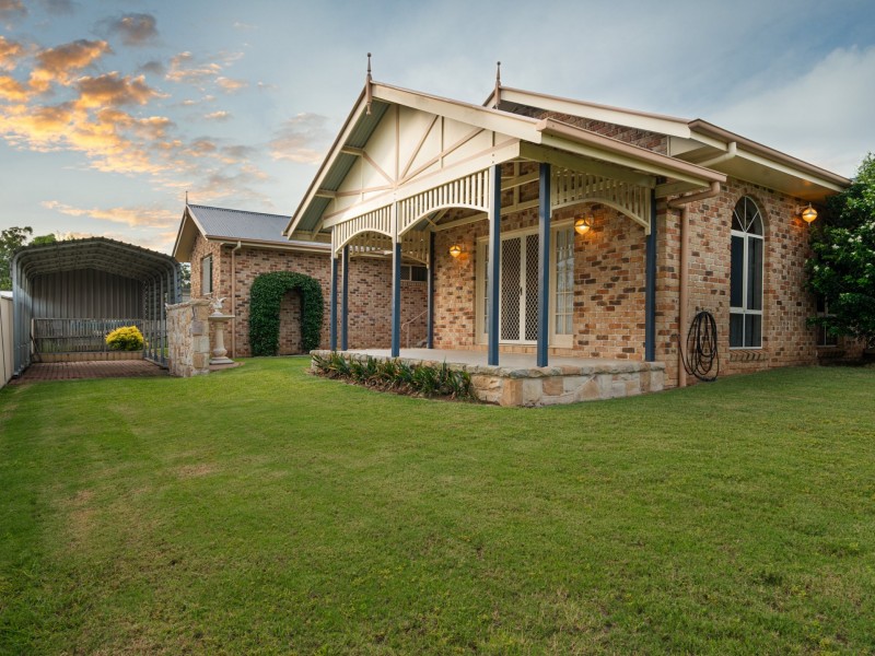 12 Bundaleer Drive, Warwick QLD 4370