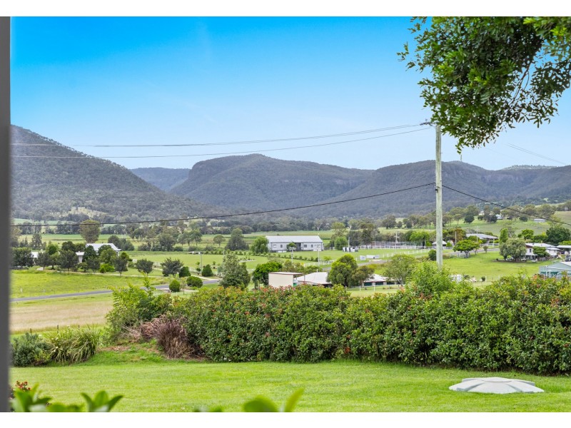 22 Oak Street, Killarney QLD 4373