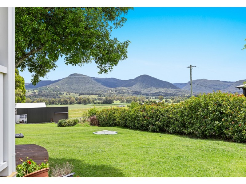 22 Oak Street, Killarney QLD 4373