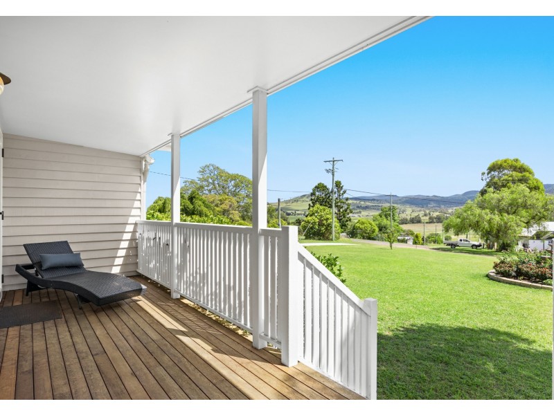 22 Oak Street, Killarney QLD 4373