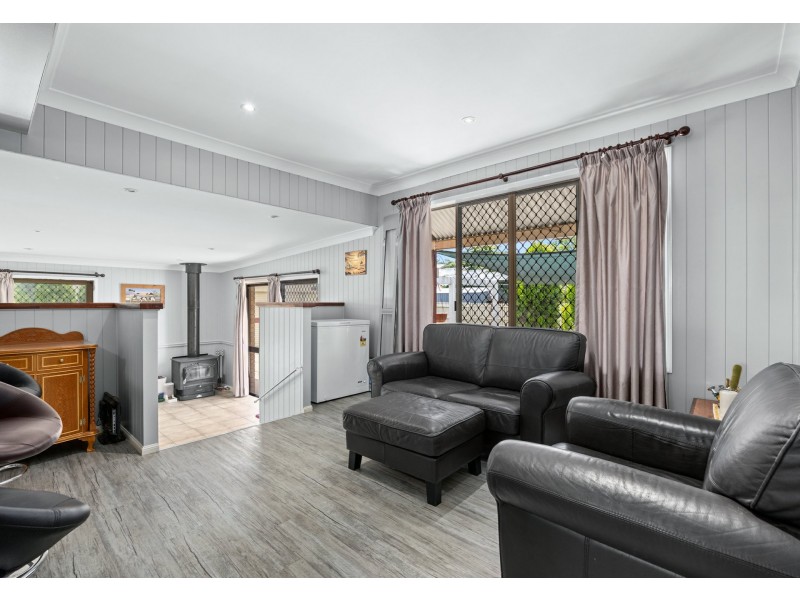 12 Drayton Street, Allora QLD 4362