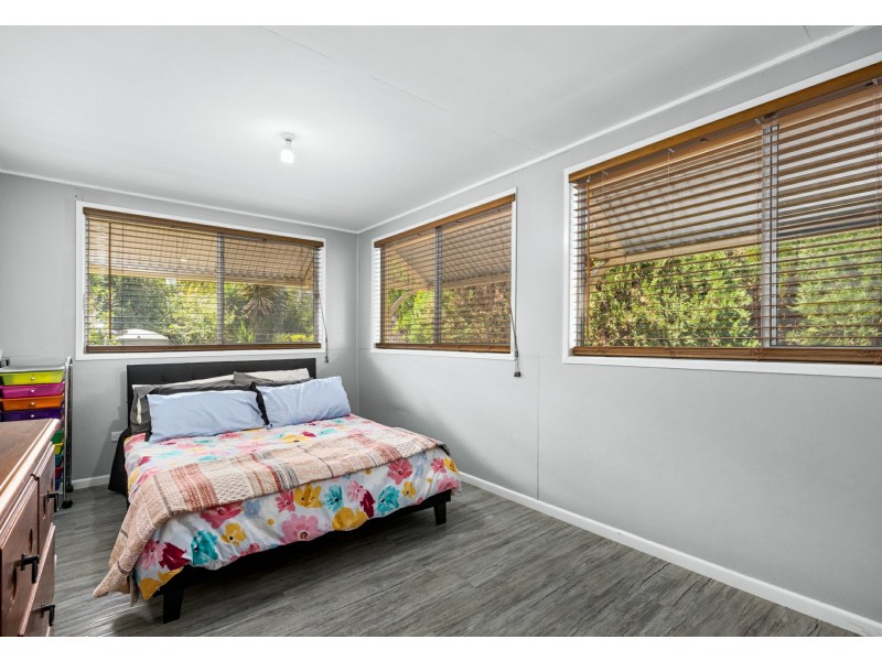 12 Drayton Street, Allora QLD 4362