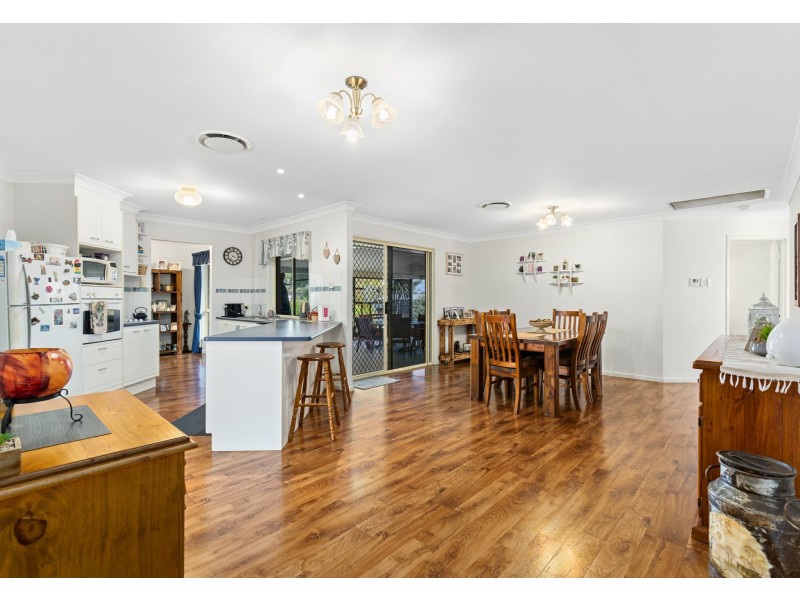 11 William Craig Drive, Rosenthal Heights QLD 4370