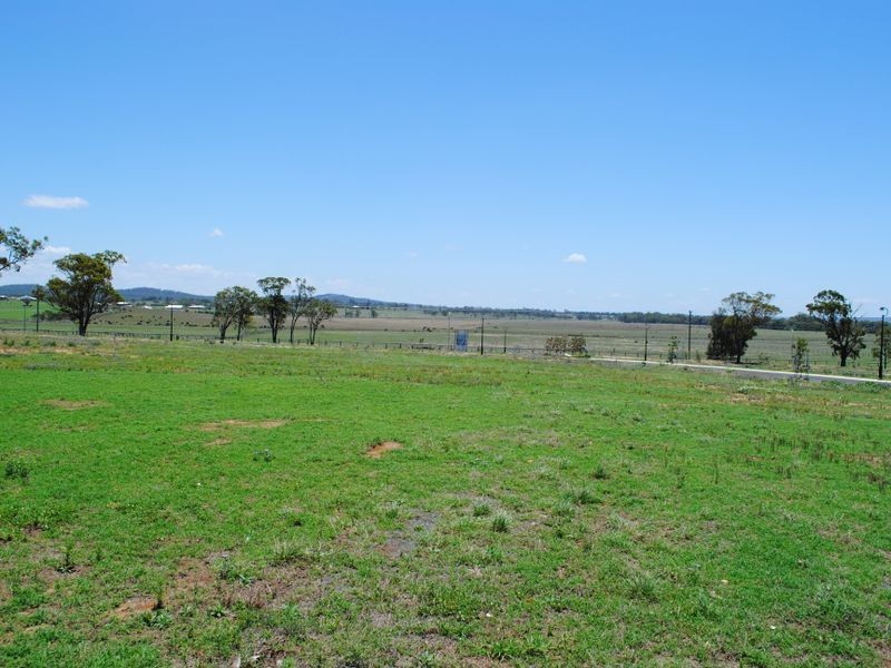 Lot 8 Lakeview Avenue Griffith Estate, Rosenthal Heights QLD 4370