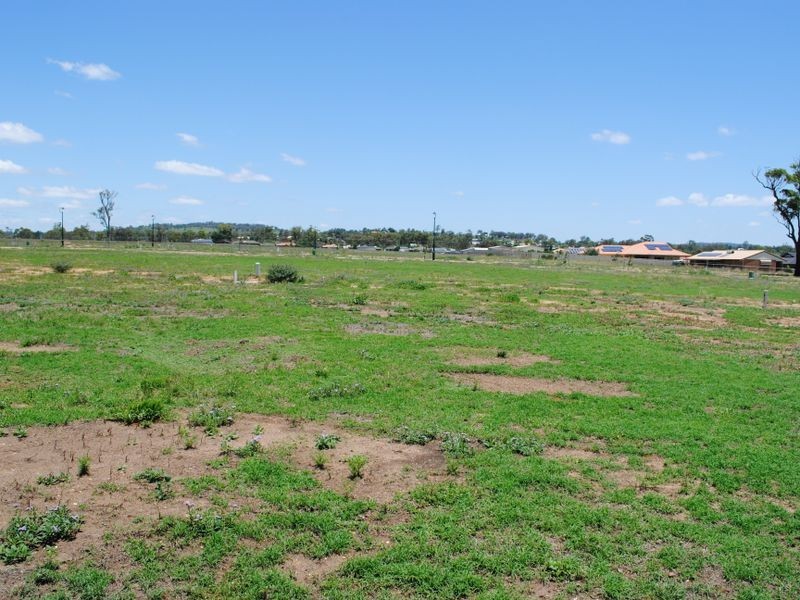 Lot 8 Lakeview Avenue Griffith Estate, Rosenthal Heights QLD 4370