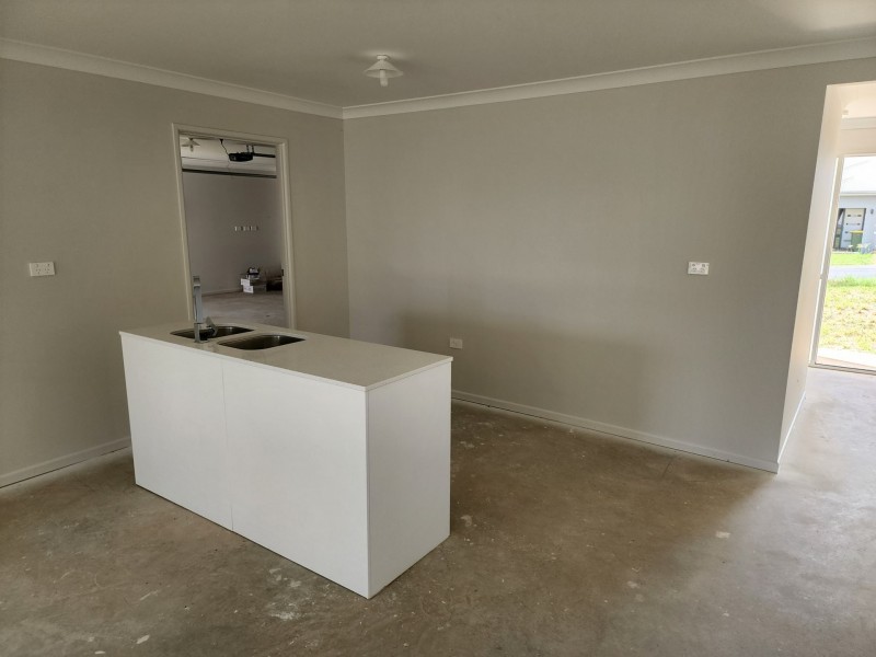 10 Pera Crescent, Warwick QLD 4370