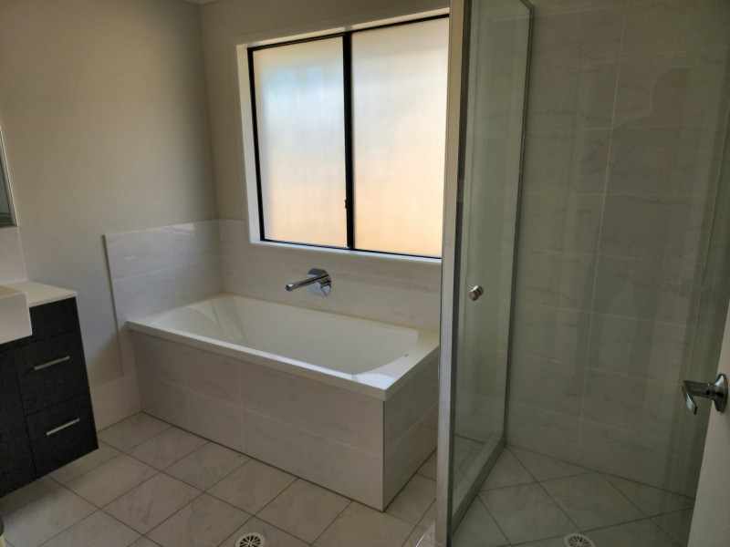 10 Pera Crescent, Warwick QLD 4370