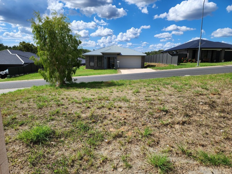 10 Pera Crescent, Warwick QLD 4370