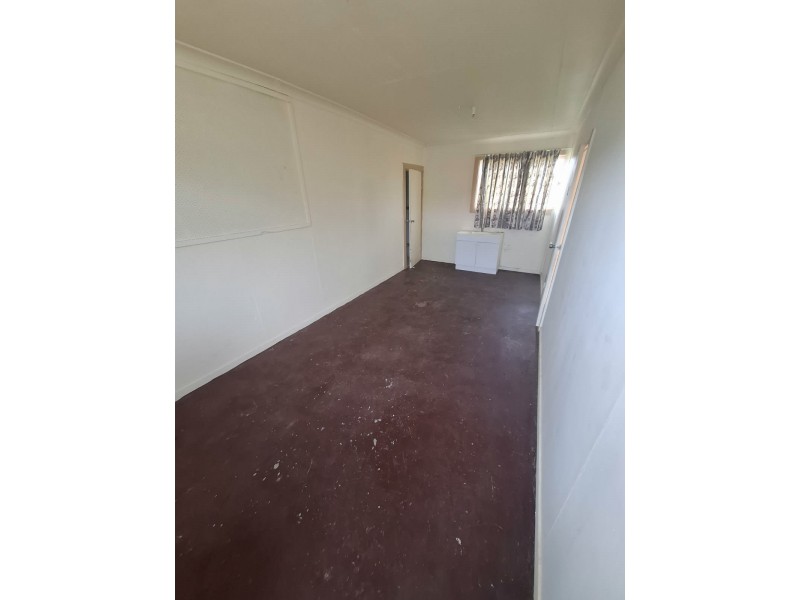 37 Moncrieffe Street, Warwick QLD 4370