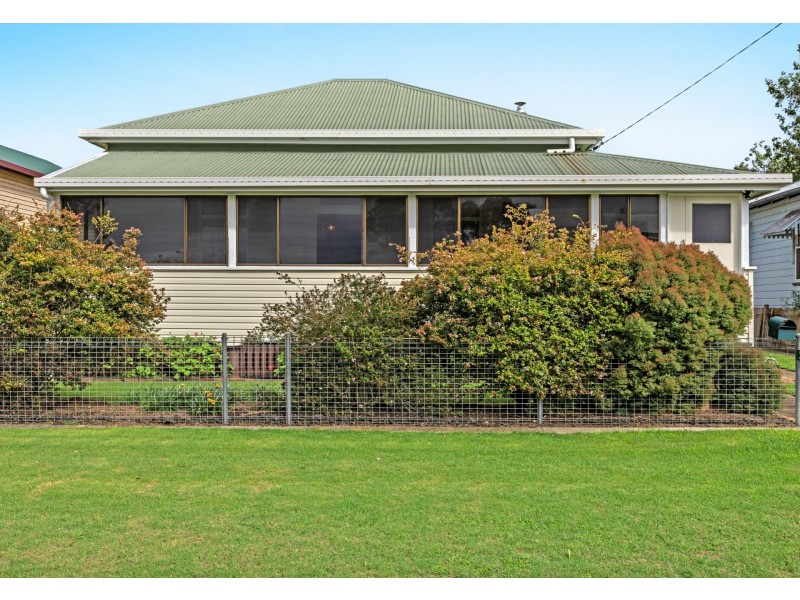 35 Hamilton Street, Warwick QLD 4370