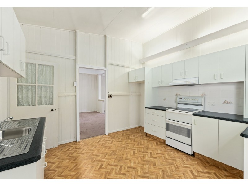 35 Hamilton Street, Warwick QLD 4370