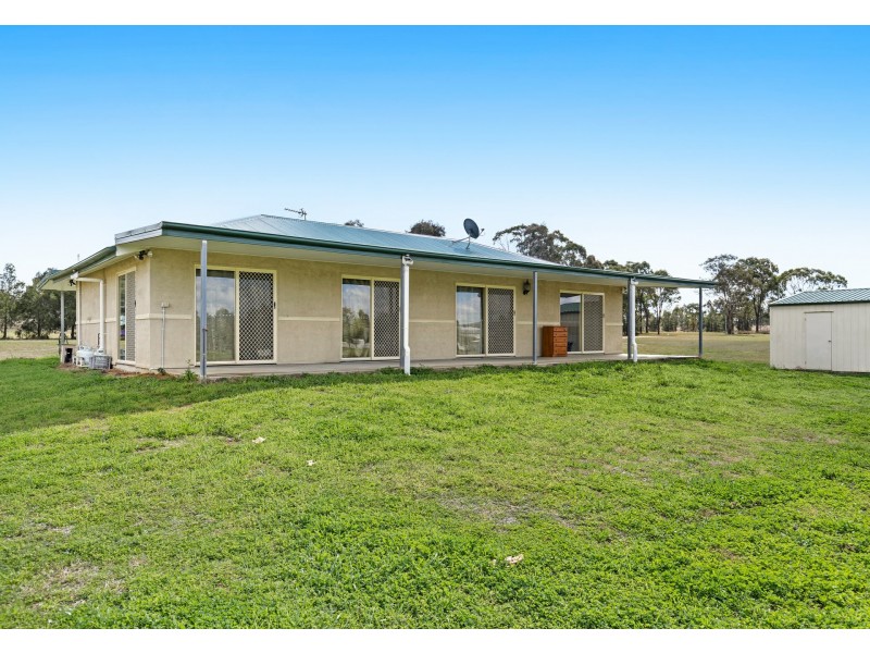 31 Duff Road, Bony Mountain QLD 4370